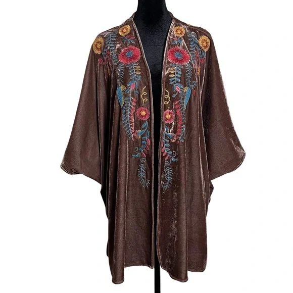 Umgee Embroidered Velvet Kimono Cover Up S/M Boho Floral Velvet Duster - Picture 1 of 8